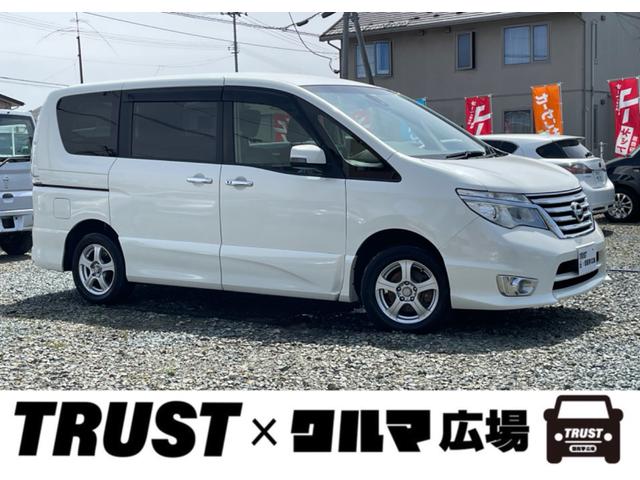 日産 セレナ ハイウェイスター　４ＷＤ　アイドリングストップ　クルーズコントロール　横滑り防止装置　車輪逸脱警報　両側電動スライドドア　ＨＤＤナビ　フルセグＴＶ　バックカメラ　後席モニター