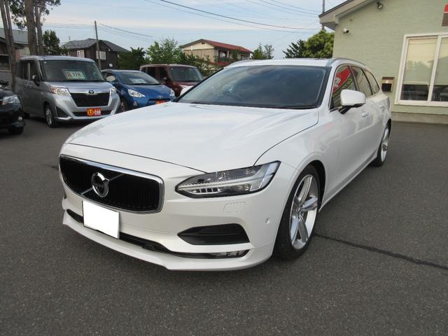 Ｖ９０(ボルボ) Ｔ５　モメンタム　バックカメラ　ナビ　クリアランスソナー　オートクルーズコントロール　パークアシスト　衝突被害軽減システム　アルミホイール　オートマチックハイビーム　オートライト　ＬＥＤヘッドランプ　サンルーフ 中古車画像