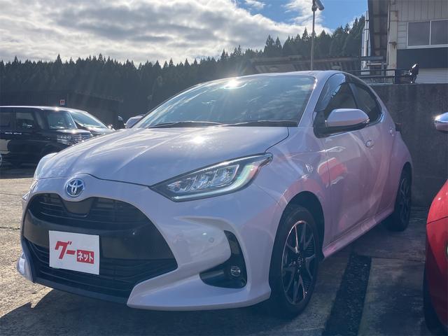 ナビ付♪家族でのお出かけや、趣味や旅行に如何ですか？ オートライト　ＬＥＤヘッドランプ　スマートキー　電動格納ミラー　ＣＶＴ