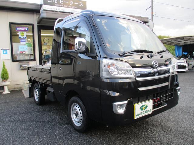 ハイゼットトラック(ダイハツ) ジャンボＳＡＩＩＩｔ　４ＷＤ　Ｓｔｒａｄａナビ　フルセグＴＶ　バックカメラ　レーダブレーキサポート　荷台フレーム　荷台しま板ガード　荷台マット　シートカバー　ハンドルカバー　ドラレコ　Ｂｌｕｅｔｏｏｔｈ対応 中古車画像
