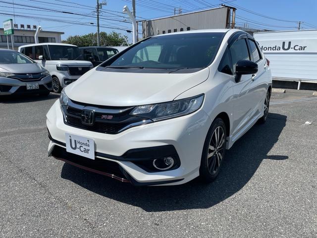 ＲＳ　ホンダセンシング　ＬＥＤヘッドライト・フォグライト　パドルシフト付　オートリトラミラー　コンフォートビューパッケージ　ＣＤ／ＤＶＤ　ＡＭ／ＦＭ　フルセグＴＶ　ＢｌｕｅｔｏｏｔｈＡＵＤＩＯ　ＥＴＣ車載器