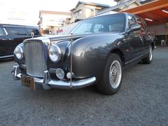 ガリュー スタンダード 中古車画像