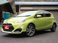 アクア X-アーバン ソリッド 8インチナビTV バックモニター ETC ドラレコ前後 セーフティセンスC フロント左右シートヒーター オートライト スマートキー 合皮コンビシート シルバーアンダーガード前後 16インチアルミ 中古車画像