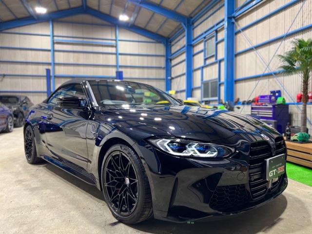 M4カブリオレ コンペティション M xDrive 直6ツインターボ 4WD ワンオーナー 正規ディーラー車 6Podキャリパー(ブレンボOEM)右ハンドル 四本出マフラー 取説保証書有 コーティング済(1枚目)