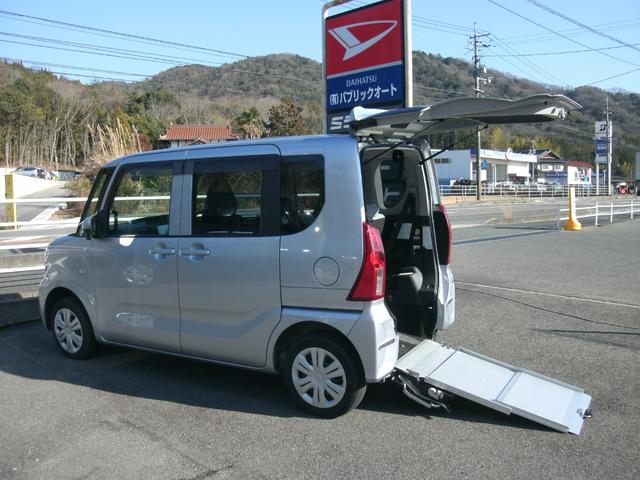 スローパーＬ　フレンドシップ　車いす移動車　リヤシート付４人乗り　両側スライドドア
