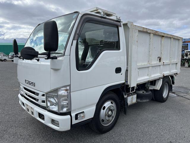 エルフトラック(いすゞ) 深ダンプ　３ペダル　内寸Ｌ３０５４×Ｗ１５８１×Ｈ１１２５　ボデー新明和 中古車画像