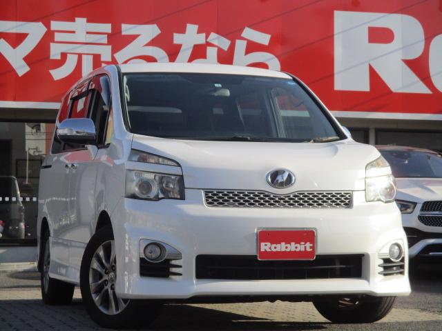 トヨタ ヴォクシー ＺＳ　煌　７人乗　両側パワースライドドア