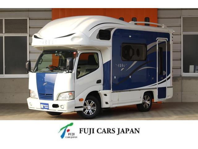 カムロード 　ナッツＲＶ　クレア５．０ＲＥ　３．０ＤＴ　４ＷＤ　７名乗車　６＋２名就寝家庭用エアコン　ＦＦヒーター　ツインサブバッテリー　１５００Ｗインバーター　ソーラーパネル　ルーフベント　冷蔵庫　ＫＹＢショック