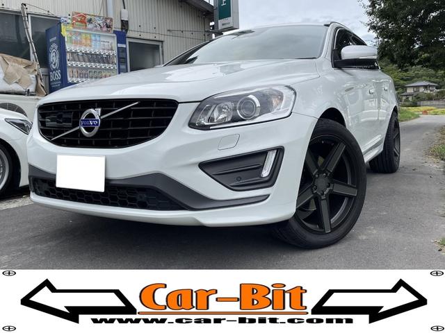 ＸＣ６０ Ｄ４　Ｒデザイン　２Ｌ　４気筒クリーンディーゼル　８速オートマ　衝突軽減　アイドリングストップ　オートクルーズ　パワーバックドア　自動防眩機能付ドアミラー　ＢＬＩＳ　ローダウン　ＴＳＷ・２０インチアルミ