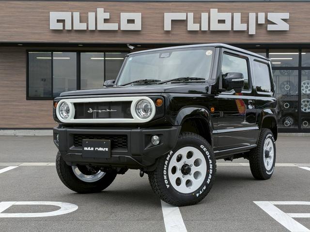 ジムニー ＸＣ　届出済未使用車　４型最終モデル　リフトアップ　スズスポグリル　ラモーン２　ヨコハマタイヤホワイトレター　ジオランダーＡＴホワイトレタータイヤ　カスタム車　オートルビーズ仕様（1枚目）