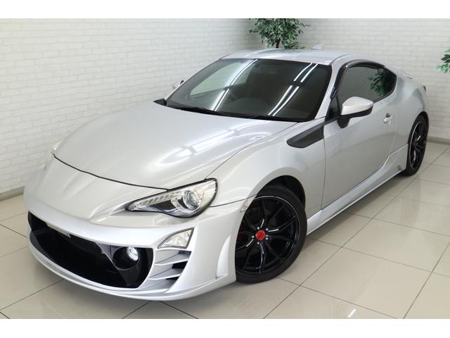 ８６(トヨタ) ＧＴ　ＨＫＳスーパーチャージャー　アブフラッグフルエアロ　柿本マフラー　ＲＡＹＳ１８インチアルミ　車高調　ヴァレンティテールレンズ 中古車画像