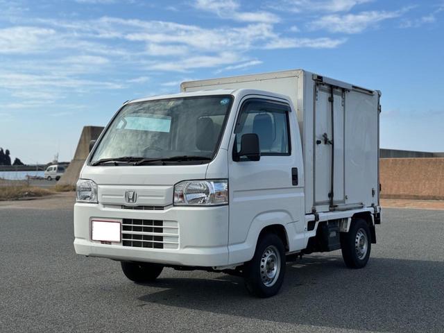 　保冷車　４ＷＤ　５速マニュアル　エアコン　パワステ　ＡＭＦＭラジオ　片側スライド　観音開き　荷室スノコ