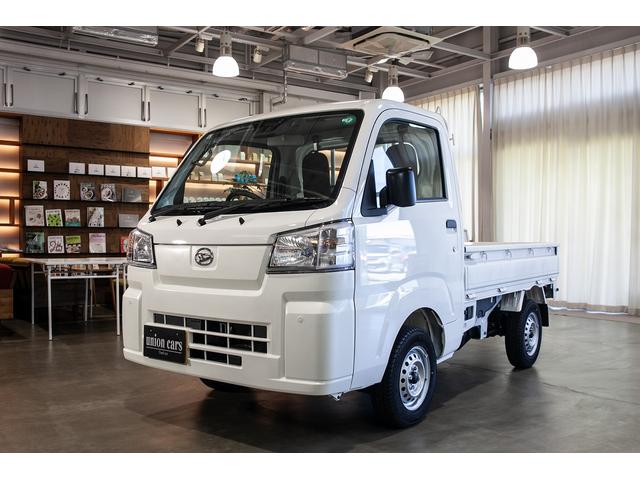 スタンダード　届出済未使用車・マニュアルエアコン・ＡＭ／ＦＭラジオ・衝突回避支援ブレーキ機能・ブレーキ制御付誤発進抑制機能．