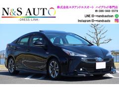 トヨタ　プリウス　Ａプレミアム　ＴＲＤエアロ　ＴＲＤマフラー　ＡＬＰＩＮＥ９型ナビ