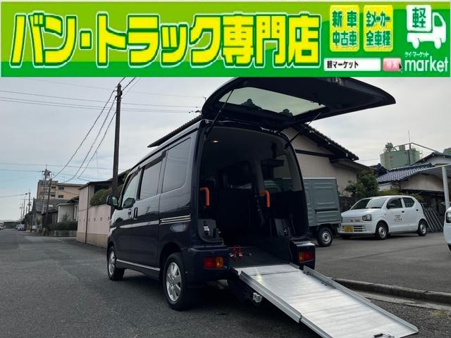 カスタムターボＲＳ　ＳＡＩＩＩ　車椅子スロープ仕様後席付　４人乗り　アイドリングストップ搭載　スマートアシスト　ターボ車　キーレス　純正アルミホイール　電動ウィンチ　ウィンチリモコン有(1枚目)