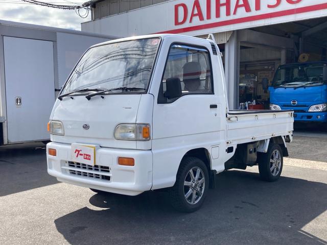 ４ＷＤ　オートマ車　ＥＴＣ　荷台ゴムマット 三方開　１３インチアルミ　カセット