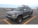 TOYOTA HILUX SPORTS PICK UP