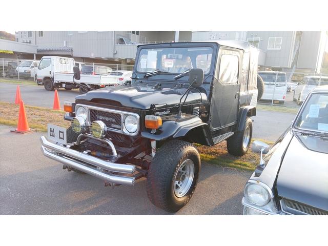 トヨタ ランドクルーザー４０ 　幌　オープン　４ＷＤ