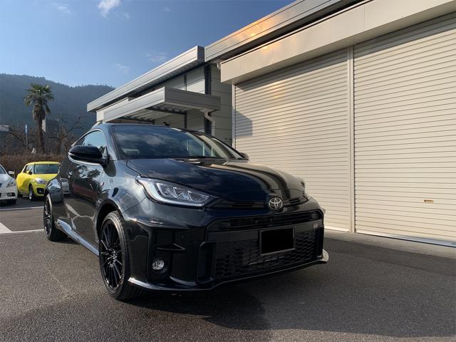 RS 予防安全パッケージ シートヒーター 寒冷地仕様 ディスプレイオーディオ装着車(1枚目)
