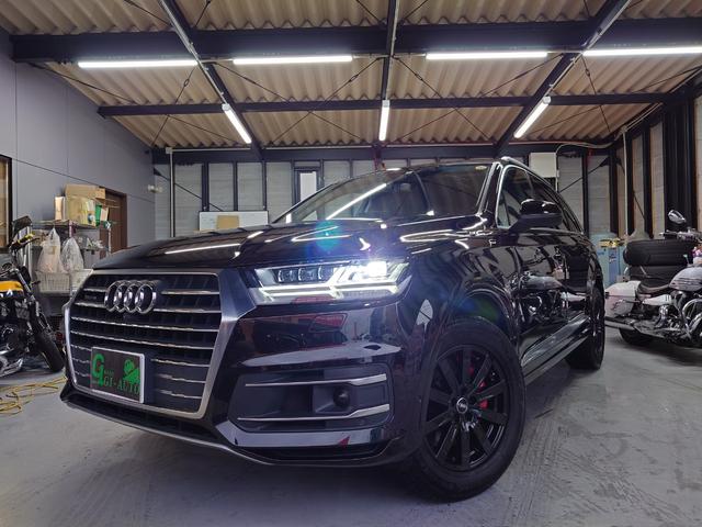 アウディ Q7