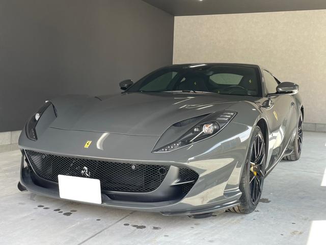 フェラーリ 812スーパーファスト