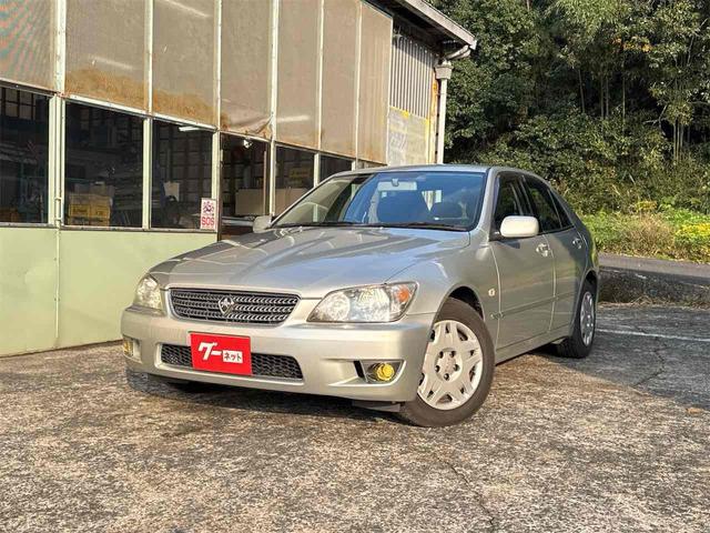 アルテッツァ(トヨタ) ＡＳ２００　ワンオーナー　禁煙車　ＥＴＣ　ＨＩＤ　ＭＴ　キーレスエントリー　記録簿　衝突安全ボディ　ＡＢＳ　エアコン　パワーステアリング　パワーウィンドウ 中古車画像