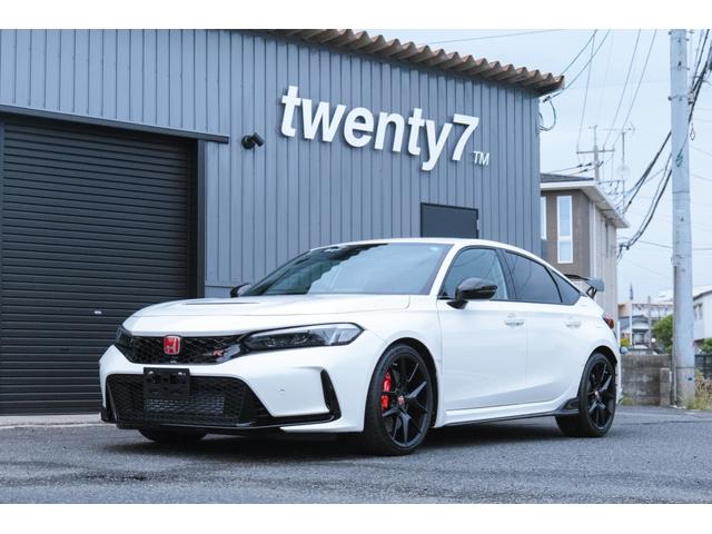 タイプＲ　ＨｏｎｄａＳＥＮＳＩＮＧ　フルＬＥＤヘッドライト　ＨｏｎｄａＣＯＮＮＥＣＴディスプレー　ＥＴＣ２．０　ＴＹＰＥＲ専用１０．２インチデジタルグラフィックメーター　ＨｏｎｄａＬｏｇＲ　１９インチＡＷ