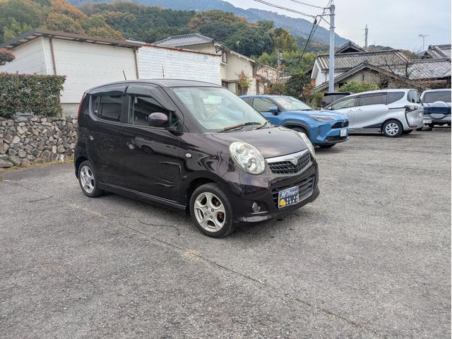 走行少なめのＷｉｔ☆ナビ付き☆ オートエアコン☆ベンチシート☆インパネシフト☆ＨＩＤライト☆