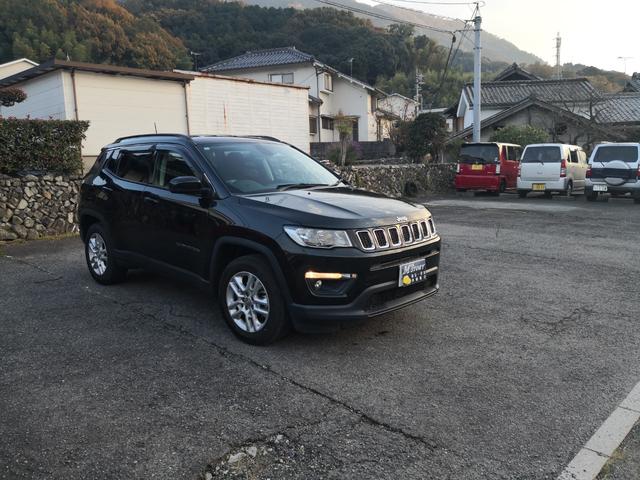 ジープ・コンパス(ジープ) ロンジチュード　純正ナビ・フルセグＴＶ・ＥＴＣ・Ｂｌｕｅｔｏｏｔｈ・ＵＳＢ・クルーズコントロール・スマートキー・電動格納ミラー・バックカメラ・オートエアコン・スタリングスイッチ 中古車画像