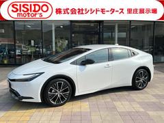 トヨタ　プリウス　Ｚ　登録済未使用車　１２．３ディスプレイオーディオ　パノラマモニター