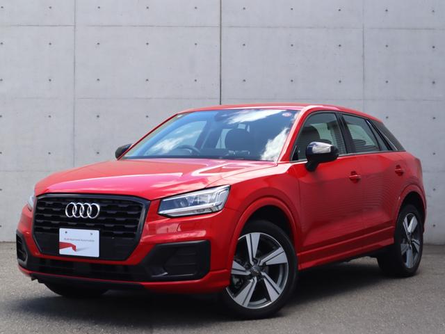 アウディ Ｑ２ ３０ＴＦＳＩスポーツ　Ａｕｄｉ認定中古車　１年間保証付き　ブラックスタイリング