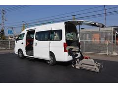 日産　ＮＶ３５０キャラバンバン　車いすリフト車　車いす２台仕様　定期点検整備　福祉装置整備付き