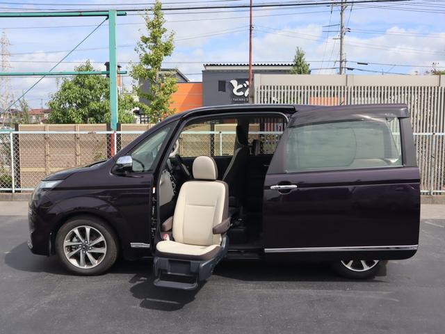 スペイド(トヨタ) Ｆ　助手席リフトアップシート車　助手席リフトアップシート車　運転席・助手席・サイド（運転席）カーテンエアバッグ　衝突被害軽減ブレーキ　左電動スライドドア　バックカメラ　ＥＴＣ　ドライブレコーダー　ＨＩＤライト　シート用リモコン 中古車画像