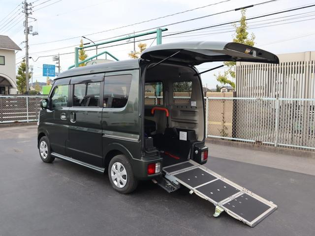 エブリイワゴン(スズキ) 車いすスロープ車　左右分割リヤシート付　車いすスロープ車　左右分割リヤシート付　スマートキー＆プッシュスタート　衝突被害軽減ブレーキ　ナビ・テレビ（フルセグ）　バックカメラ　オートエアコン　リヤヒーター　ＥＴＣ　ドライブレコーダー 中古車画像
