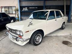 日産　ブルーバード　　１６００ＳＳＳ　カギ２本　サファリバッチ