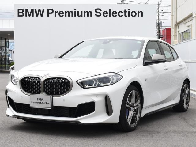 ＢＭＷ １シリーズ Ｍ１３５ｉ　ｘＤｒｉｖｅ　ＬＥＤヘッドライト　純正１８インチＡＷ