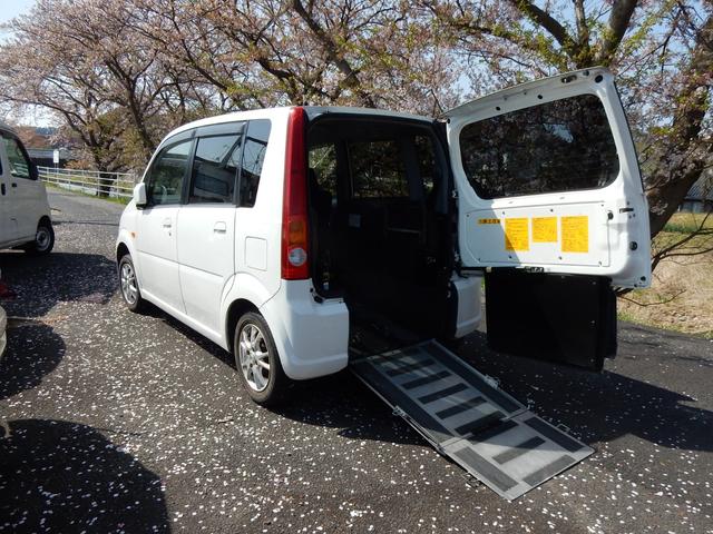 ムーヴ 　福祉車輛スロ－パ－車いす移動車