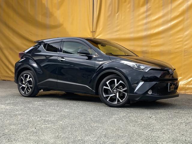 Ｃ－ＨＲ Ｇ　ＬＥＤエディション　純正９型ナビ　ＤＶＤ　ＣＤ　ＢＴ　フルセグＴＶ　バックカメラ　純正ＬＥＤヘッドライト　純正１８インチアルミ　トヨタセーフティーセンス　レーダークルーズコントロール　シートヒーター　ハーフレザーシート