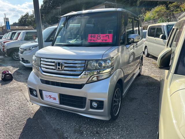 ナビ搭載！迷う道も知らない道も安心して走れます！ ＵＳＢ　Ｂｌｕｅｔｏｏｔｈ　アルミホイール　エアコン　パワーステアリング