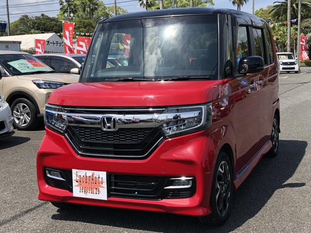 安心ナビ付♪初めての道でも迷うことなくエスコート！ アイドリングストップ　電動格納ミラー　ＣＶＴ　盗難防止システム　ＡＢＳ