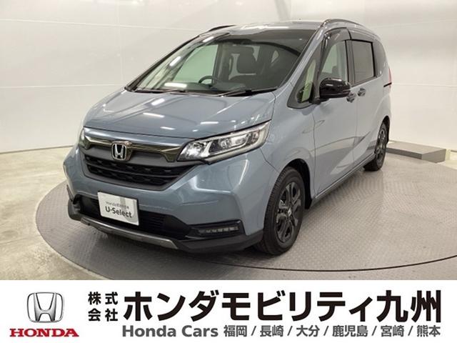 ハイブリッド・クロスターブラックスタイル　メモリーナビ　リアカメラ　ドラレコ　横滑り防止装置　スマートキー　シ－トヒ－タ－　ＵＳＢ　ＬＥＤヘッドランプ　Ｒカメラ　ＥＴＣ　フルセグ　アイドリングストップ　オートクルーズコントロール　ＤＶＤ