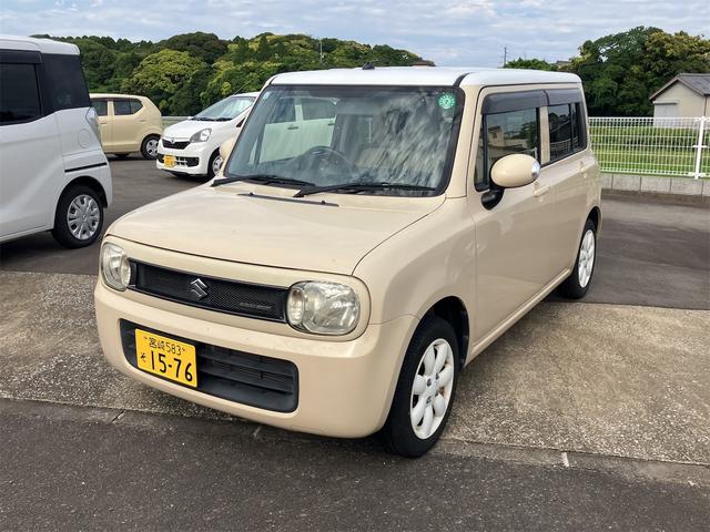 アルトラパン Ｘ　スマートキー　電動格納ミラー　ベンチシート　ＣＶＴ　盗難防止システム　ＡＢＳ　ＣＤ　アルミホイール　衝突安全ボディ　エアコン　パワーステアリング　パワーウィンドウ（1枚目）