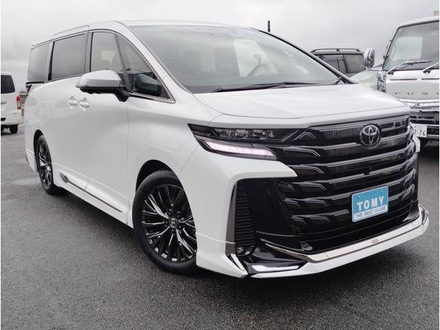 Ｚ　プレミア　Ｚ　プレミア　モデリスタエアロ　ツインムーンルーフ　フリップダウンモニター　カラーヘッドアップディスプレイ　パノラミックビューモニタ　ユニバーサルステップ