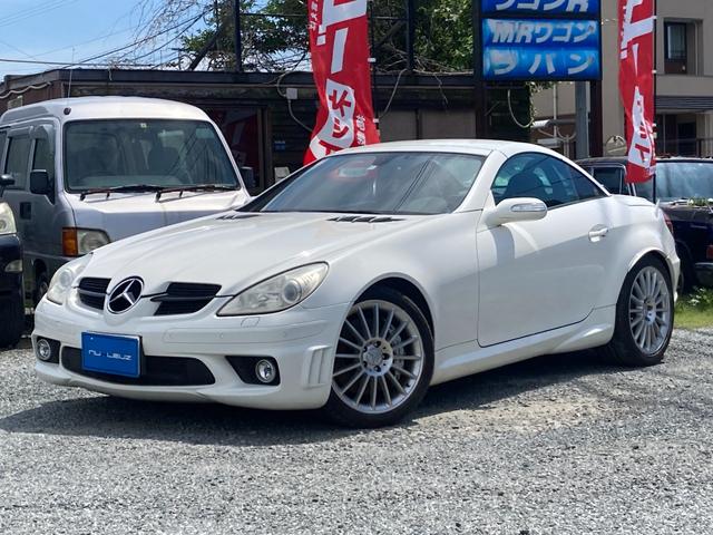 SLKクラス（AMG）ＳＬＫ５５　ＡＭＧ　左ハンドル　レザーパワーシート　パドルシフト　クルーズコントロール　ナビ　ＥＴＣ　ハーマンカードン　オートＨＩＤライト 中古車画像