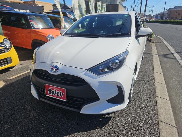 後方確認をサポート！バックカメラ付き！ 衝突安全ボディ　ＡＢＳ　ＥＳＣ　ＵＳＢ　Ｂｌｕｅｔｏｏｔｈ　エアコン