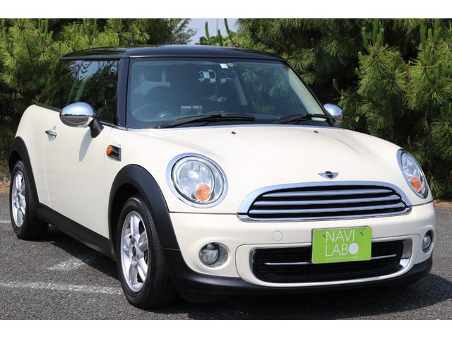 クーパー　正規ディーラー車　禁煙　イクリプスナビ　バックカメラ　ワンセグＴＶ　ＣＤ　ＡＵＸ　１カメラドライブレコーダー　ＥＴＣ　ＬＥＤヘッドライト　センターアームレスト　クーパーＳフューエルキャップ