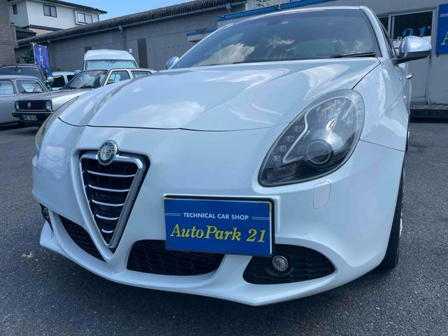 スポルティーバ　Ｂｌｕｅｔｏｏｔｈ接続　レッドキャリパー　ＥＴＣ　クリアランスソナー　ＡＴ　ＨＩＤ　キーレスエントリー　アルミホイール　革シート　パワーシート　盗難防止システム　ＡＢＳ　エアコン　パワーステアリング　パワーウィンドウ　運転席エアバッグ