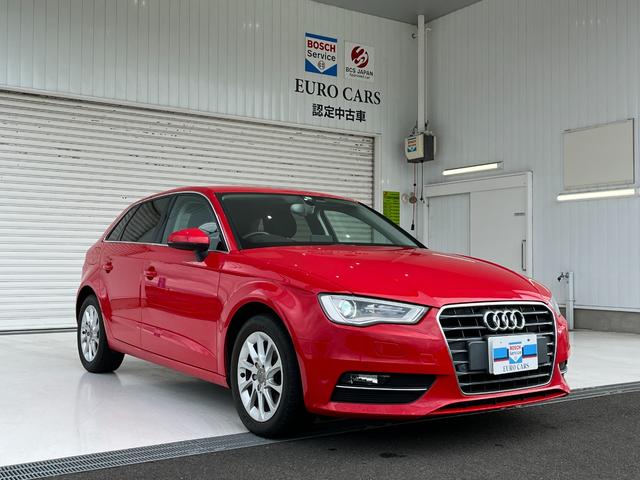 アウディ Ａ３ スポーツバック１．４ＴＦＳＩ　コンビニエンスパッケージ　キーフリープッシュスタート　ＭＭＩナビ