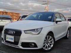 アウディ　Ａ１スポーツバック　１．４ＴＦＳＩ　純正ナビゲーション　純正ＣＤオーディオ　パドルシフト