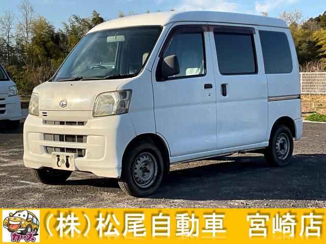 ダイハツ ハイゼットカーゴ スペシャル　４ＷＤ　軽バン　ＭＴ